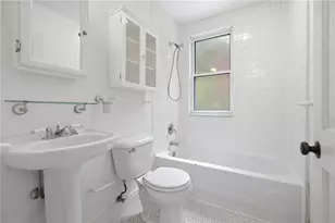 4 Clarendon Pl, Friendship Park, PA 15206 - Photo 26