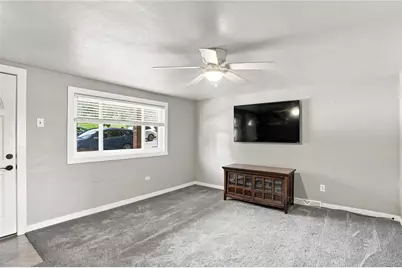 535 10th St, Pitcairn, PA 15140 - Photo 2