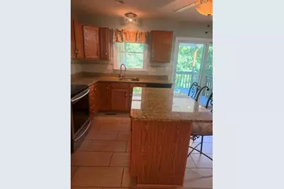 404 Country View Dr, Lower Burrell, PA 15068 - Photo 10