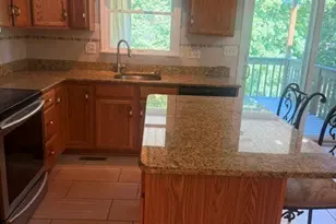 404 Country View Dr, Lower Burrell, PA 15068 - Photo 10