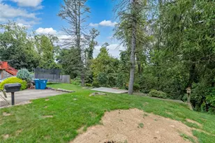 224 Kingston Dr, Wilkins Township, PA 15235 - Photo 34