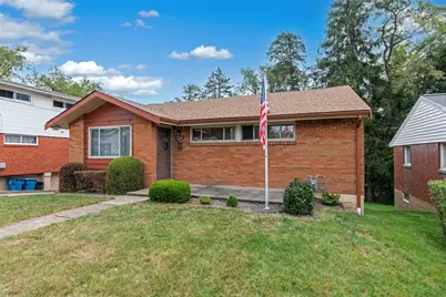224 Kingston Dr, Wilkins Township, PA 15235 - Photo 2