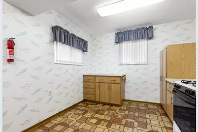 224 Kingston Dr, Wilkins Township, PA 15235 - Photo 16
