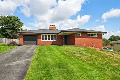 102 Manchester Drive, Hempfield Township, PA 15642 - Photo 1