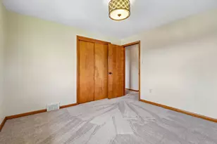 102 Manchester Dr, Hempfield Township, PA 15642 - Photo 16