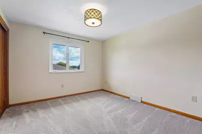 102 Manchester Drive, Hempfield Township, PA 15642 - Photo 10