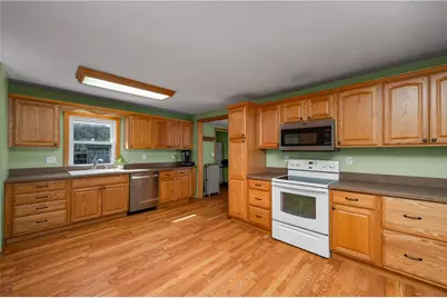 403 Old Ash Rd, Springfield Township, PA 16137 - Photo 12