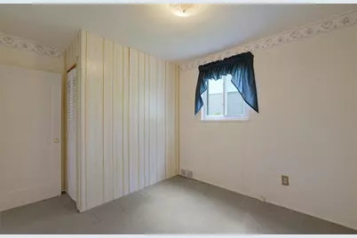 150 Queenston Dr, Wilkins Township, PA 15235 - Photo 22