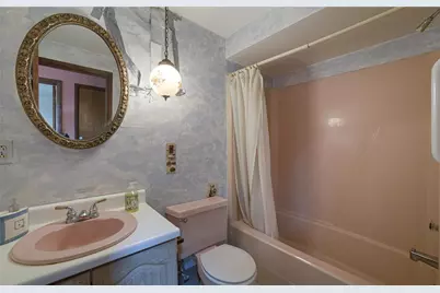 150 Queenston Dr, Wilkins Township, PA 15235 - Photo 28