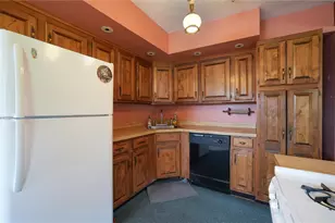 150 Queenston Dr, Wilkins Township, PA 15235 - Photo 14