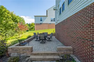 104 Great Rock Dr, Bethel Park, PA 15102 - Photo 38