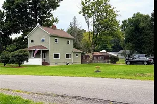 3312 Old Pittsburgh Rd, Shenango Township, PA 16101 - Photo 2
