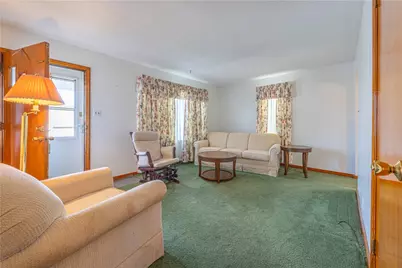 18 Connor St, South Union Township, PA 15401 - Photo 2
