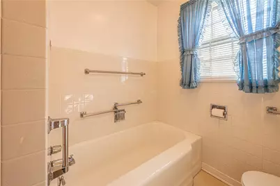 18 Connor St, South Union Township, PA 15401 - Photo 10