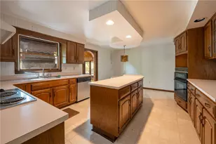 113 Sterling Run Rd, Hempfield Township, PA 15601 - Photo 8