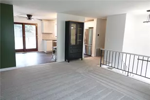 216 Oberlin Dr, Center Township, PA 16001 - Photo 2
