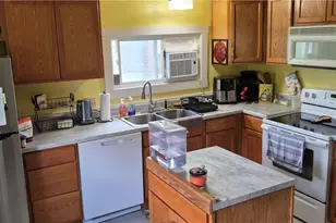 904 N Jefferson St, Connellsville, PA 15425 - Photo 10