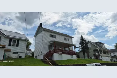 904 N Jefferson St, Connellsville, PA 15425 - Photo 1
