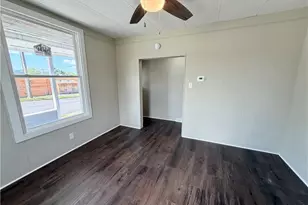 1303 Grimes St, New Castle, PA 16101 - Photo 4