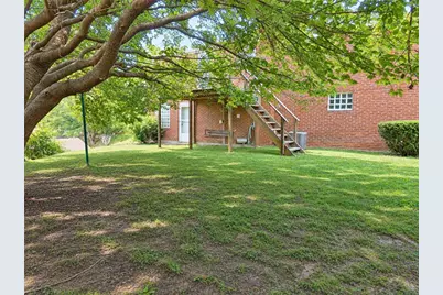 351 Berry St, Baden, PA 15005 - Photo 28
