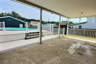 42 N Main St, Fairchance, PA 15436 - Photo 14