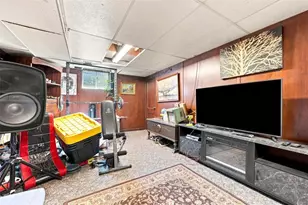5835 Keystone Dr, Bethel Park, PA 15102 - Photo 12
