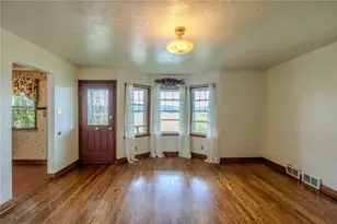 720 Park Ave, Belle Vernon, PA 15012 - Photo 4