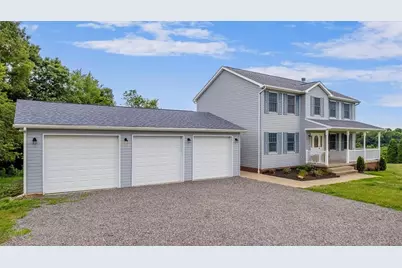 3251 Grandview Rd, Ellwood City, PA 16117 - Photo 4