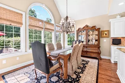 4800 Stonebridge Dr, Hampton, PA 15044 - Photo 8
