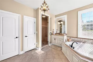 4800 Stonebridge Dr, Hampton, PA 15044 - Photo 24