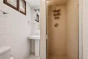 1318 Ridgewood Dr, Pittsburgh, PA 15101 - Photo 22