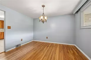 1318 Ridgewood Dr, Pittsburgh, PA 15101 - Photo 4