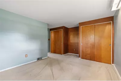 1318 Ridgewood Dr, Pittsburgh, PA 15101 - Photo 16