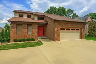 9409 Babcock Blvd, Pittsburgh, PA 15101 - Photo 1