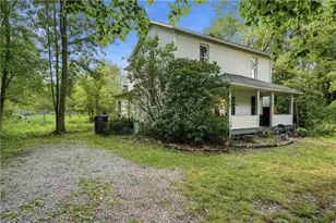 185 N Hassel Rd, Jefferson Township, PA 16150 - Photo 2