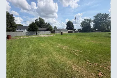 3305 3rd St, Dunbar, PA 15431 - Photo 6