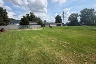 3305 3rd St, Dunbar, PA 15431 - Photo 6