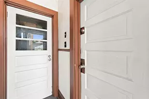 502 Broadway Ave, McKees Rocks, PA 15136 - Photo 8