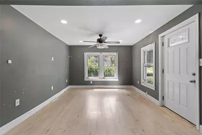 7087 Baptist Rd, Bethel Park, PA 15102 - Photo 2