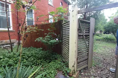 5546 Hays St, Pittsburgh, PA 15206 - Photo 2