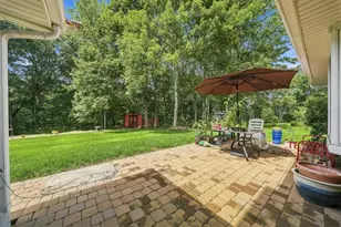 1217 Pleasant St, Raccoon Township, PA 15001 - Photo 22