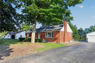 730 W Poland Rd, Bessemer, PA 16112 - Photo 2