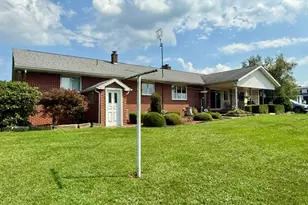 79 Gearhart Rd, Shenango Township, PA 16143 - Photo 4
