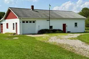79 Gearhart Rd, Shenango Township, PA 16143 - Photo 6