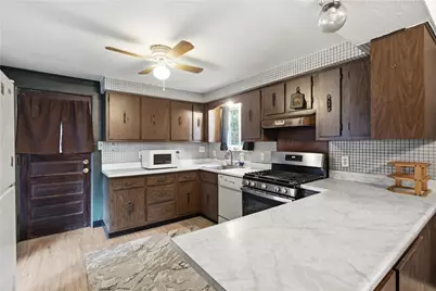 411 Parallel Ave, Pittsburgh, PA 15210 - Photo 12