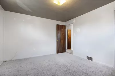 411 Parallel Ave, Pittsburgh, PA 15210 - Photo 16