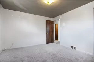 411 Parallel Ave, Pittsburgh, PA 15210 - Photo 16