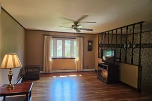 1501 Meade Ave, New Kensington, PA 15068 - Photo 6