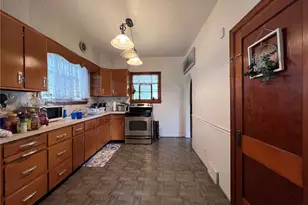 1415 Maple Ave, Monessen, PA 15062 - Photo 16