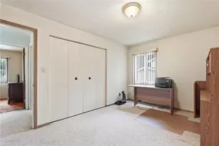 205 Kirkwood Dr, Cranberry Township, PA 16066 - Photo 16